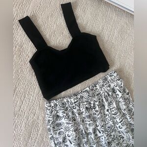 Black Sweetheart Sleeveless Crop Top and B/W Linen High Waisted Pants - Size M